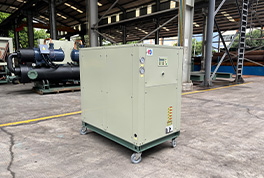 簡單方便，工業(yè)箱式冷水機(jī)開辟新市場