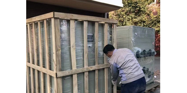 渦旋式水源熱泵機(jī)組廠家完成測(cè)試，用戶安裝簡(jiǎn)便